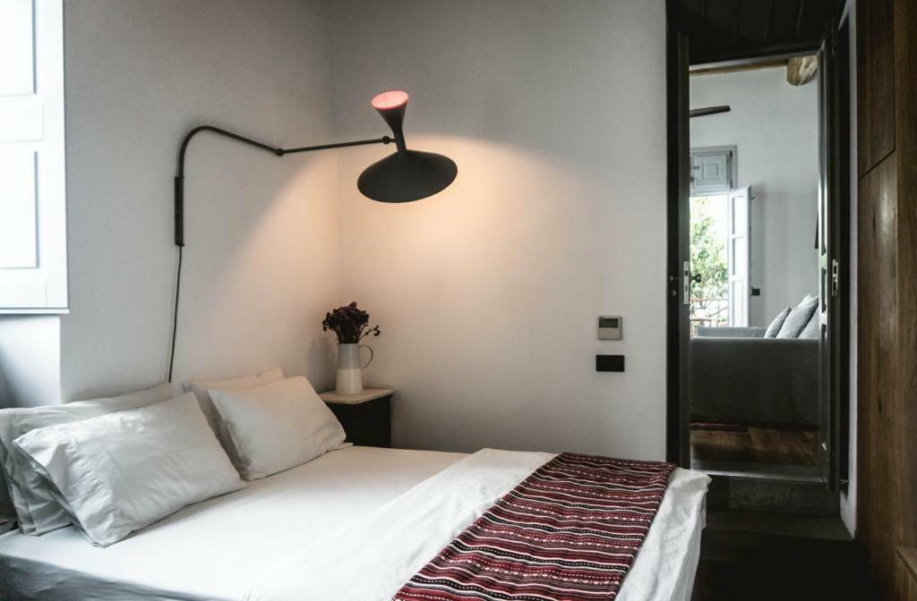 One Manto Square Apartment Mykonos Town Exterior photo