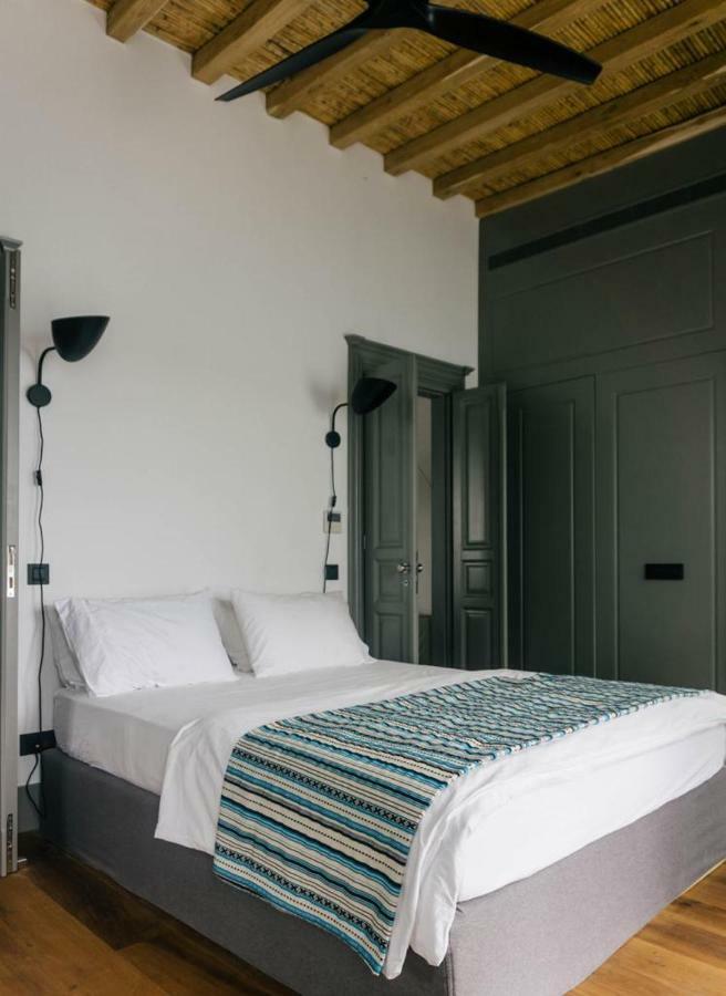 One Manto Square Apartment Mykonos Town Exterior photo